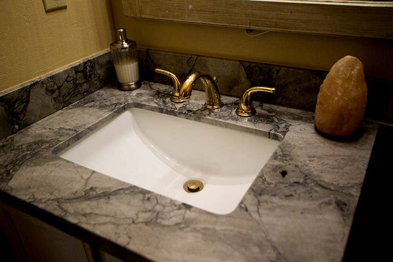 Granite Bathroom Counter Tops, Bathroom Granite Countertop With Undermount Sink