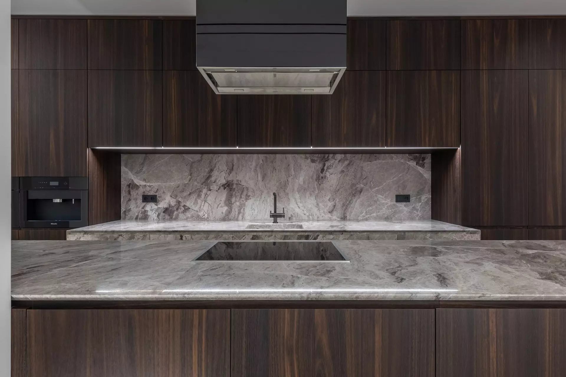 Which Is Better Granite or Marble Countertops